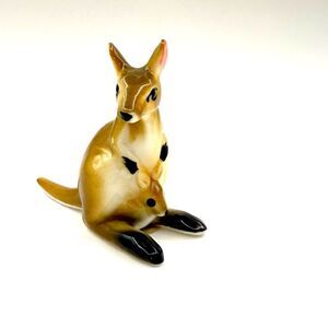 Vintage Bug House Bone China Kangaroo set with Baby Joeys Miniature Figurine